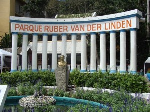 Parque_RuberVanDerLinden_LuizLucas INT