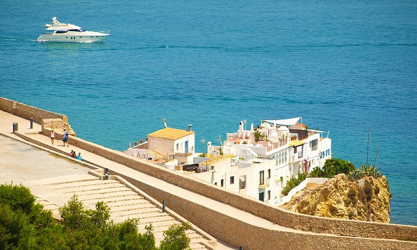 ibiza um