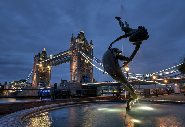 LONDON T