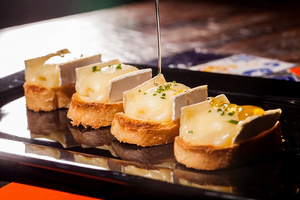 Tapas - Brie com Mel
