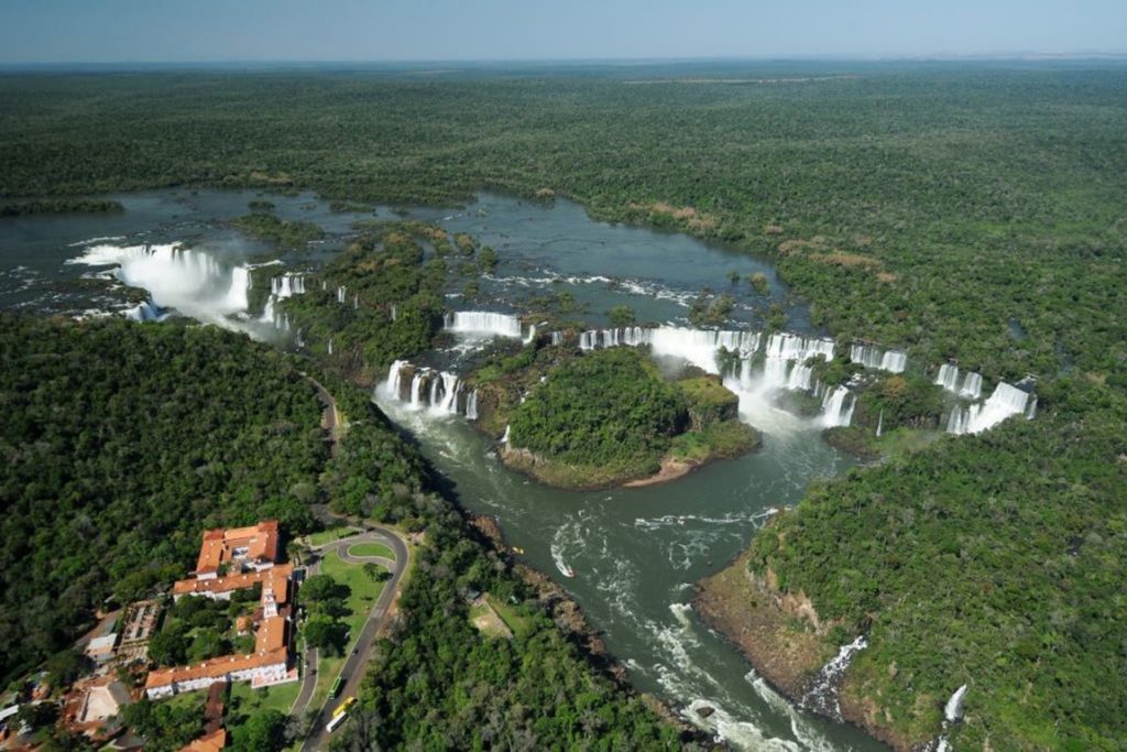 parque-nacional-do-iguacu-reabre-visitacao-com-muita-emocao-e-cuidados