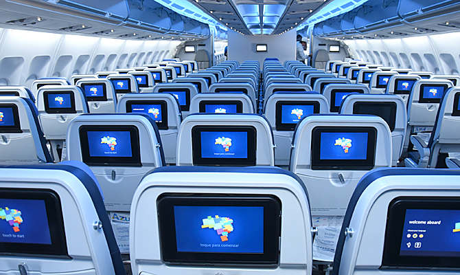 Azul prorroga transporte gratuito a profissionais da saúde