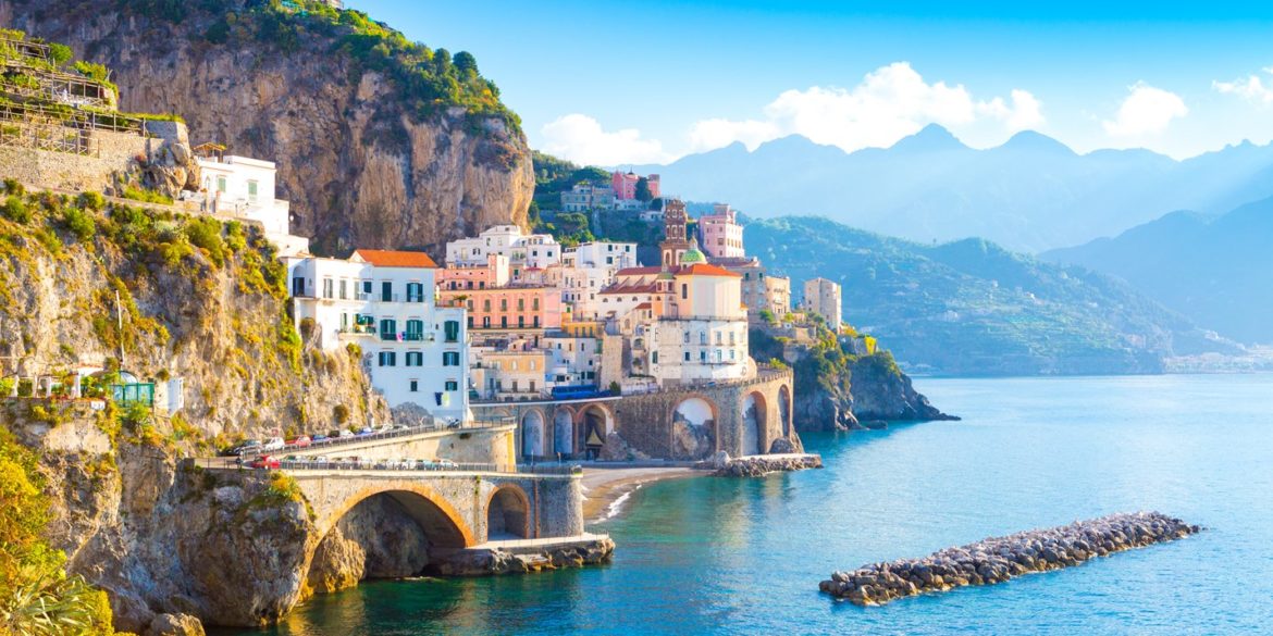 Cidade italiana quer proibir viagens entre regiões após novos casos