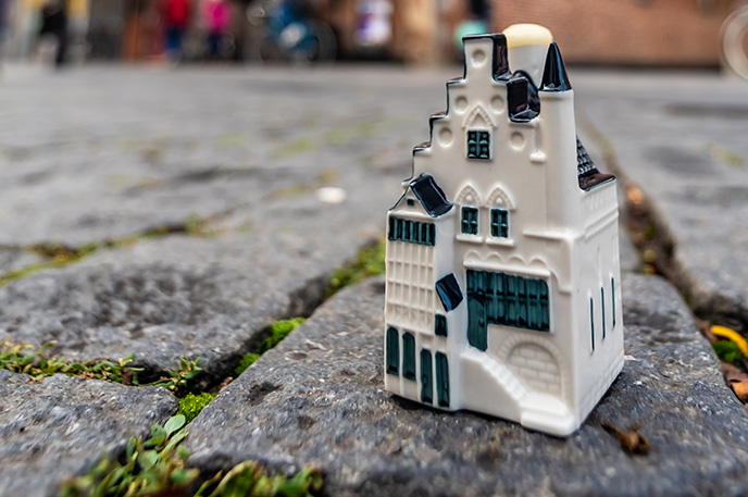 Em seu 101° aniversário, KLM lança miniatura de casa de 800 anos