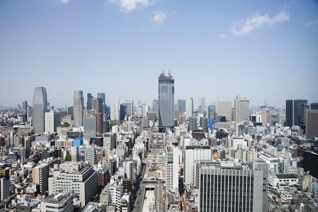 Tóquio está construindo um arranha-céu que parece uma tocha e oferece vistas do Monte Fuji