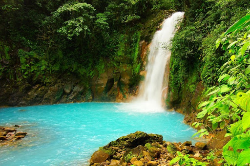 Brasileiros podem viajar para a Costa Rica a partir de novembro