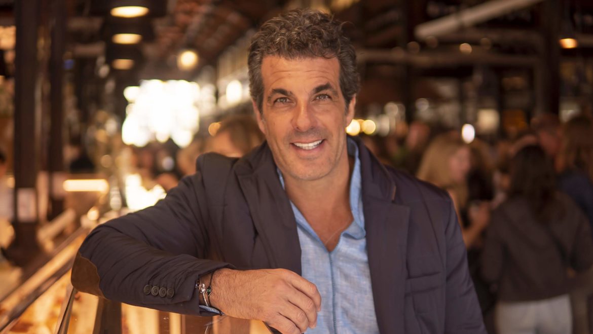 O embaixador do turismo brasileiro: Álvaro Garnero