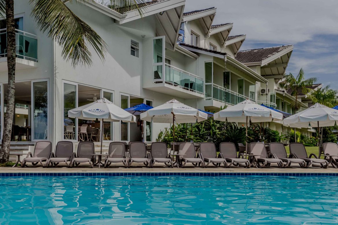 Passe as férias de janeiro com a família em um hotel de frente para a praia de Juqueí
