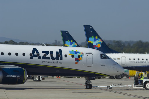 Azul disponibiliza sua malha de voos domésticos para transporte gratuito das vacinas para Covid-19