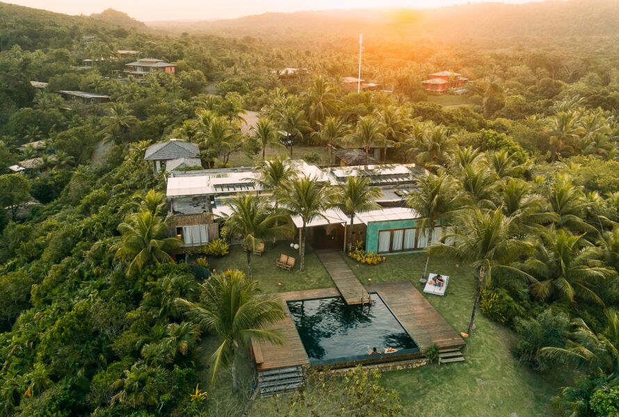 Para celebrar o aniversário de 20 anos, resort de luxo cria o drink “Txai 20”; confira a receita