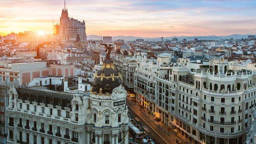 Espanha vai impor quarentena de dez dias a viajantes que chegarem do Brasil