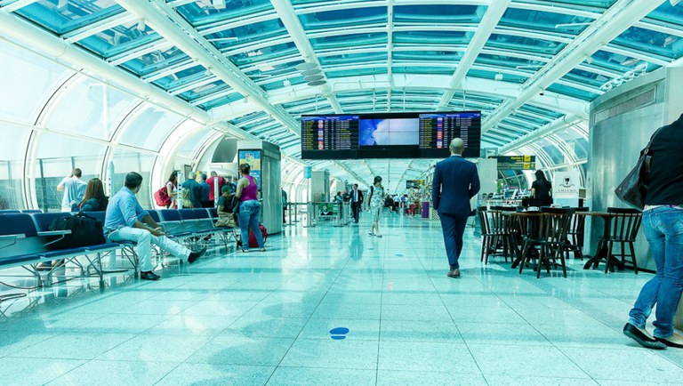 Número de viajantes nos aeroportos deve crescer 44%