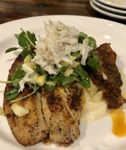 Filé de Tilapia com pure de batata