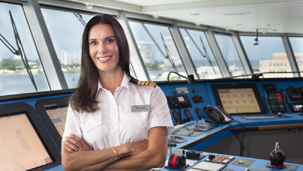 Celebrity Cruises apresenta a primeira capitã mulher de um navio de cruzeiro do mundo