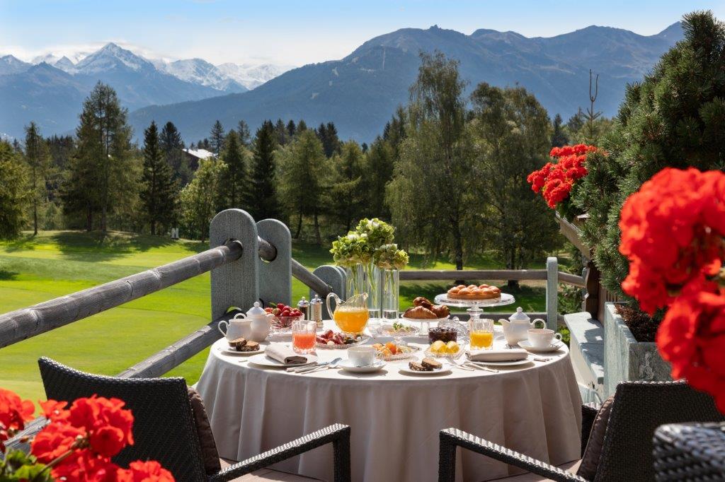 Verão na Suíça: conheça as promoções do Guarda Golf Hotel & Residences