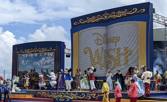 Disney oficialmente batiza o novo navio de cruzeiro Disney Wish