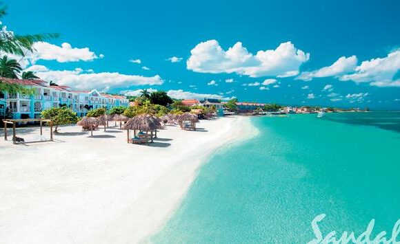 Jamaica espera 2,6 milhões de visitantes até o final de 2022