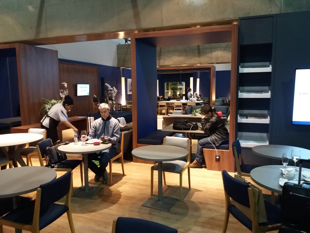 Sala VIP da American Express passa a ser exclusiva para clientes da bandeira no Aeroporto Internacional de São Paulo, Guarulhos