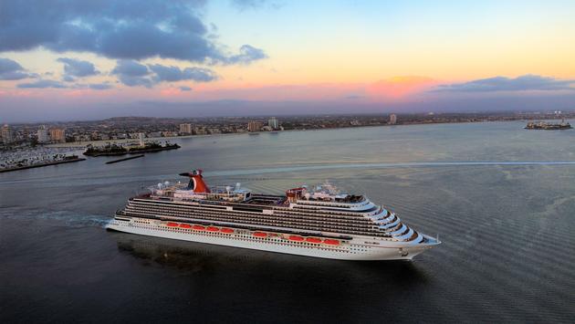Carnival Cruise Line começa 2023 com comemorações na Times Square e em toda a frota